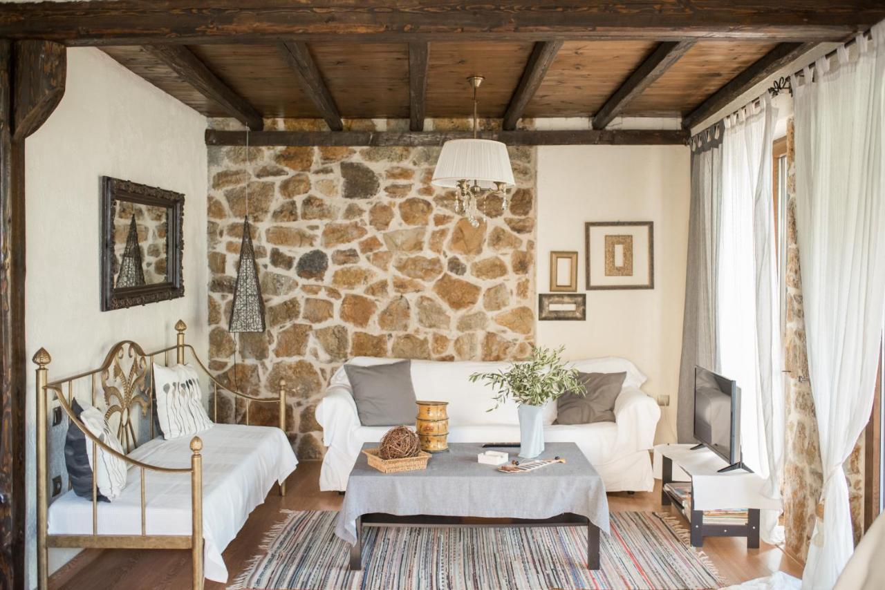 Stone Villas 依诺罗达 外观 照片